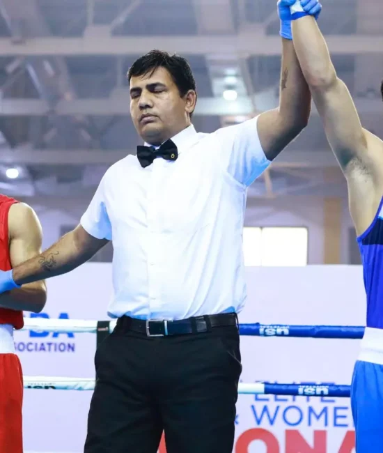 Jadumani Singh dominates Pawan Bartwal to clinch first Senior National gold